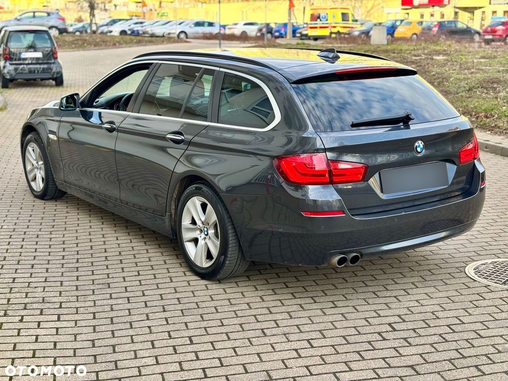 BMW Seria 5 520d Luxury Line - 3