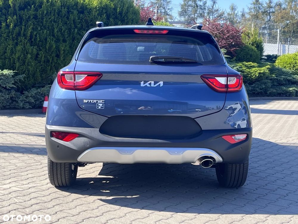 Kia Stonic 1.2 L - 6
