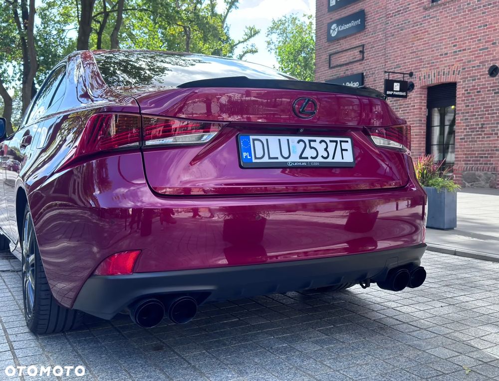 Lexus IS 200t / 300 Elegance - 11