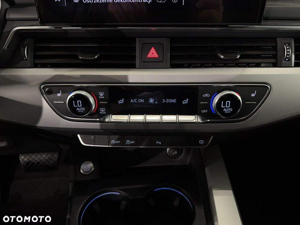 Audi A4 Limousine - 28