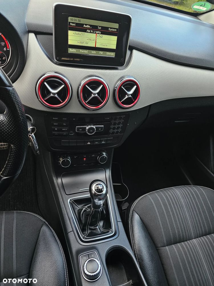 Mercedes-Benz Klasa B 200 CDI (BlueEFFICIENCY) - 14