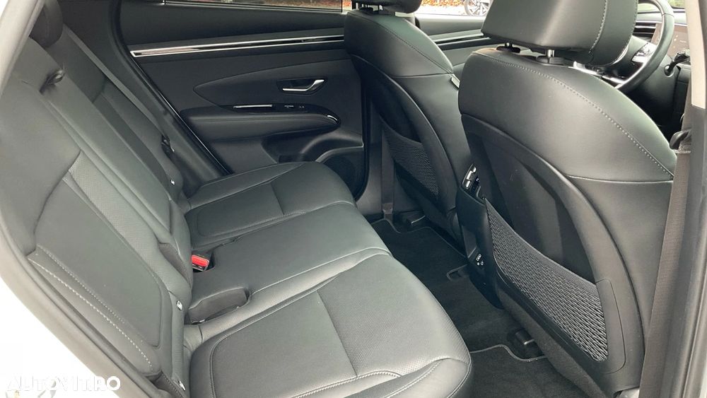 Hyundai Tucson PHEV 1.6 l 265 CP 4WD 6AT Luxury - 13