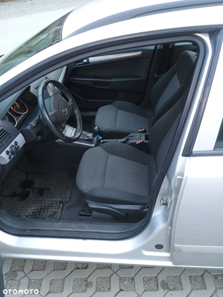 Opel Astra - 9