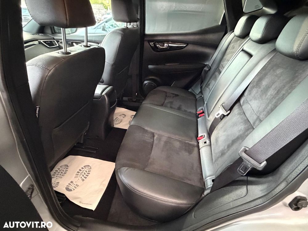 Nissan Qashqai 1.6 DCI Xtronic TEKNA - 10