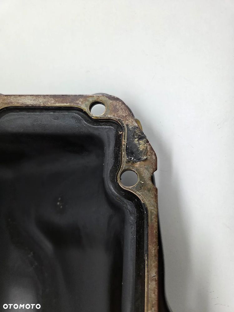 MISKA MISA OLEJOWA BMW E90 E81 N43B20A 2.0i - 12