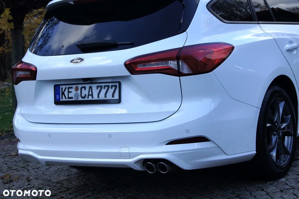 Ford Focus Turnier 1.5 EcoBlue Start-Stopp-System ST-LINE DESIGN - 18