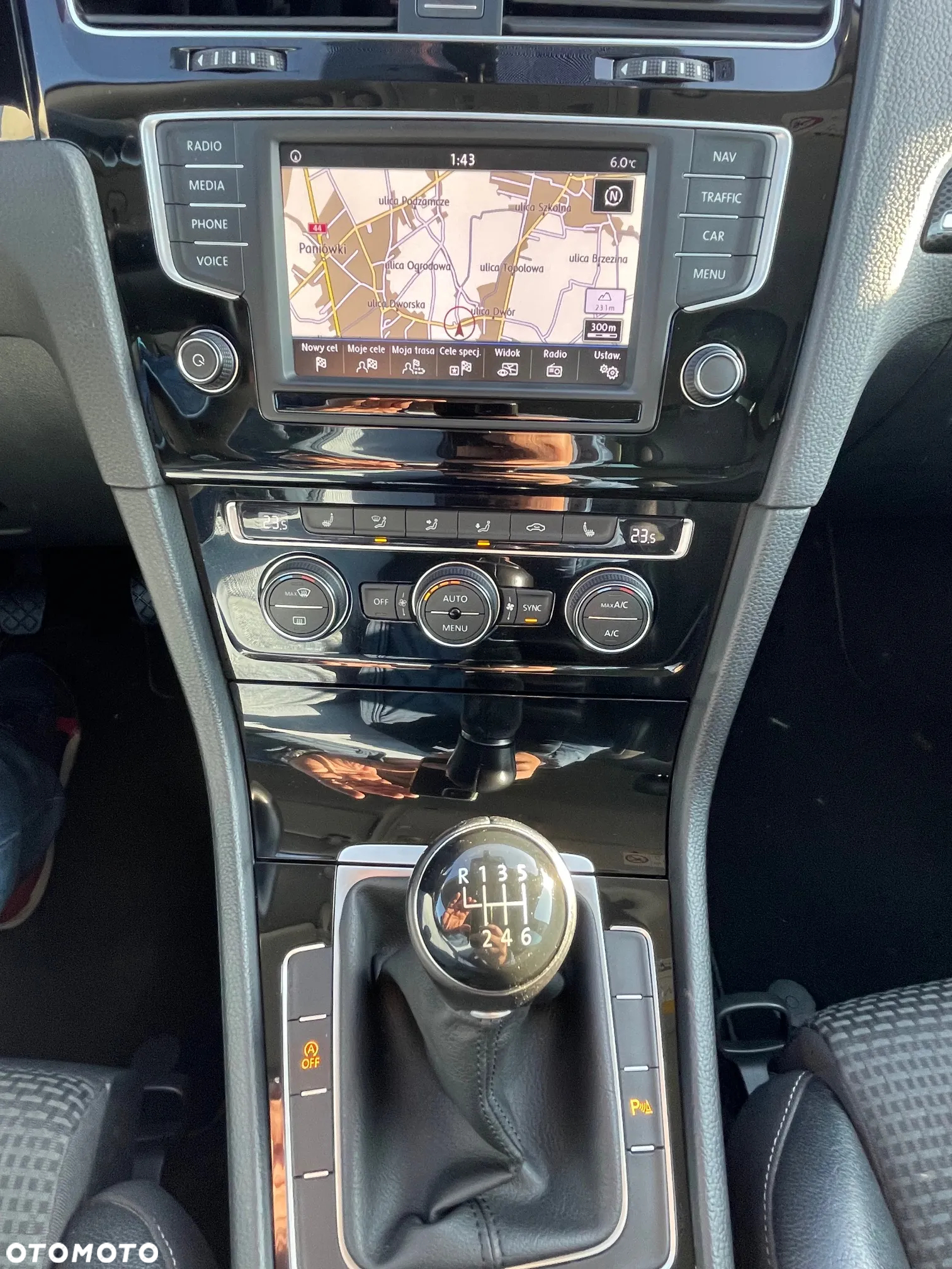Volkswagen Golf 1.4 TSI ACT BlueMotion Technology Highline - 29