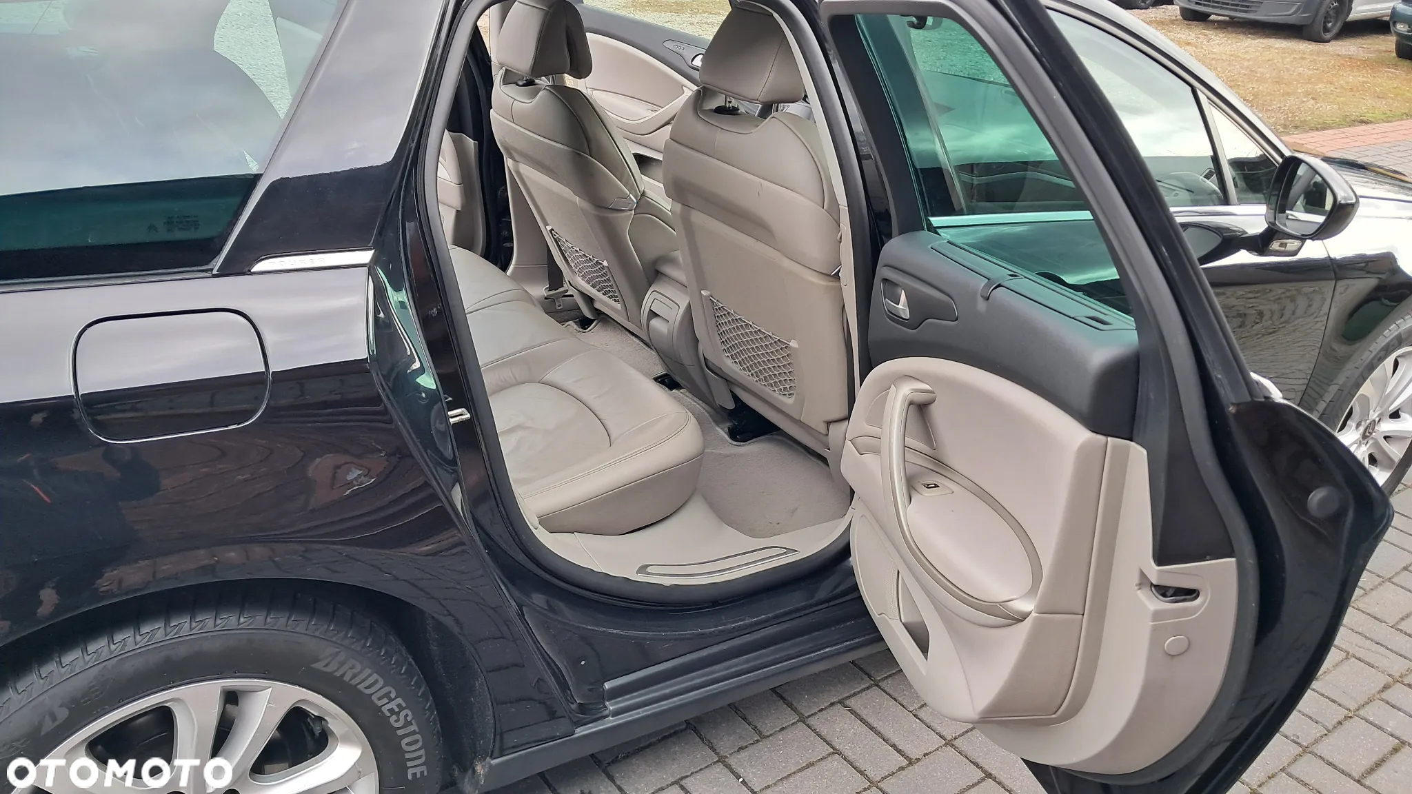 Citroën C5 Tourer HDi 165 FAP Business Class - 25