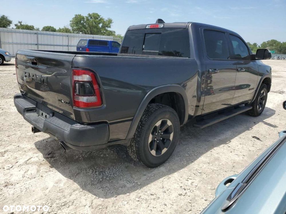 RAM 1500 - 4