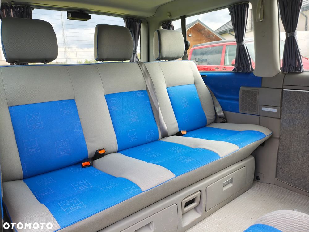 Volkswagen Multivan - 26