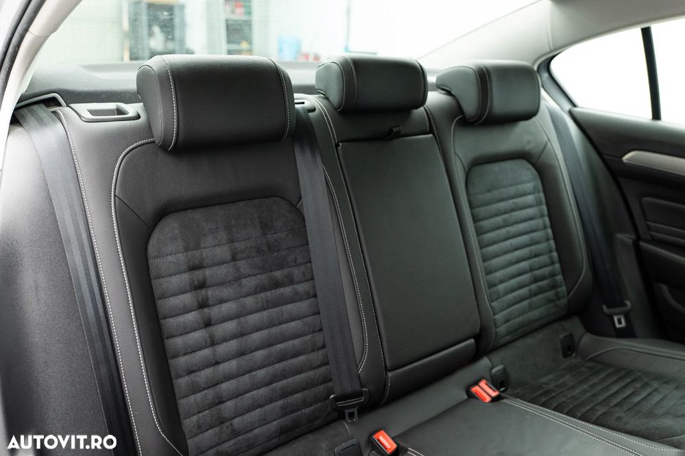 Volkswagen Passat 2.0 TDI DSG Advance - 21