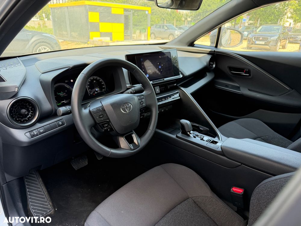 Toyota C-HR - 12