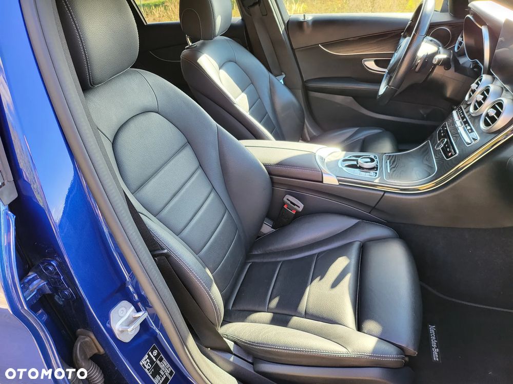 Mercedes-Benz Klasa C 300 de 9G-TRONIC - 18