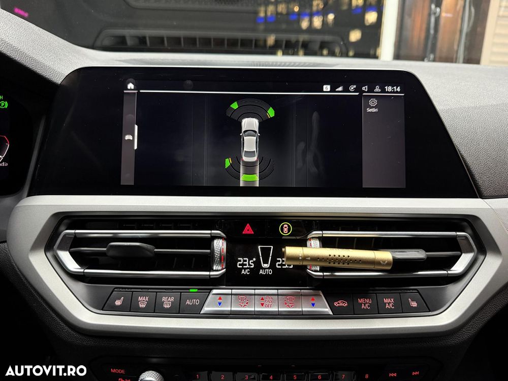 BMW Seria 3 320i AT - 11