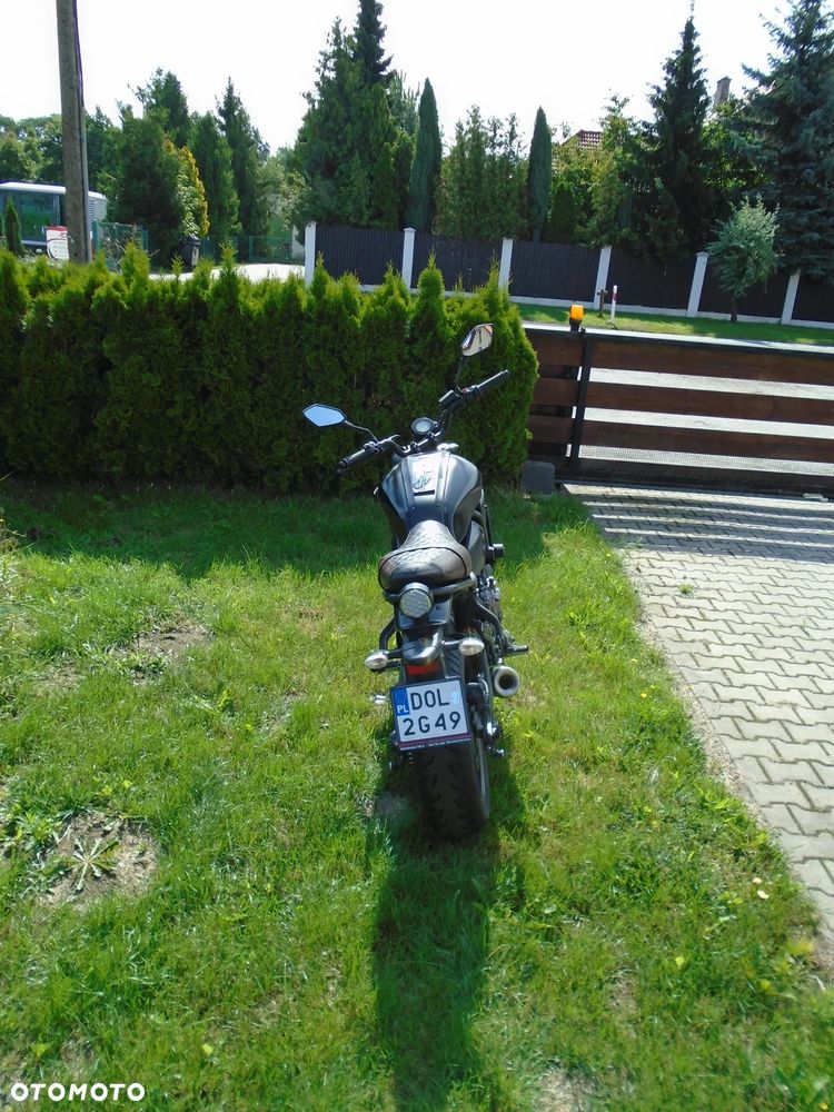 Yamaha XSR - 7