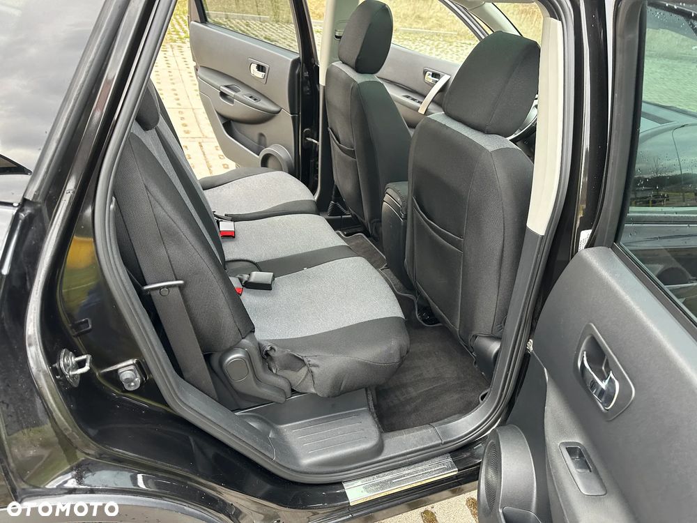 Nissan Qashqai+2 2.0 acenta - 21