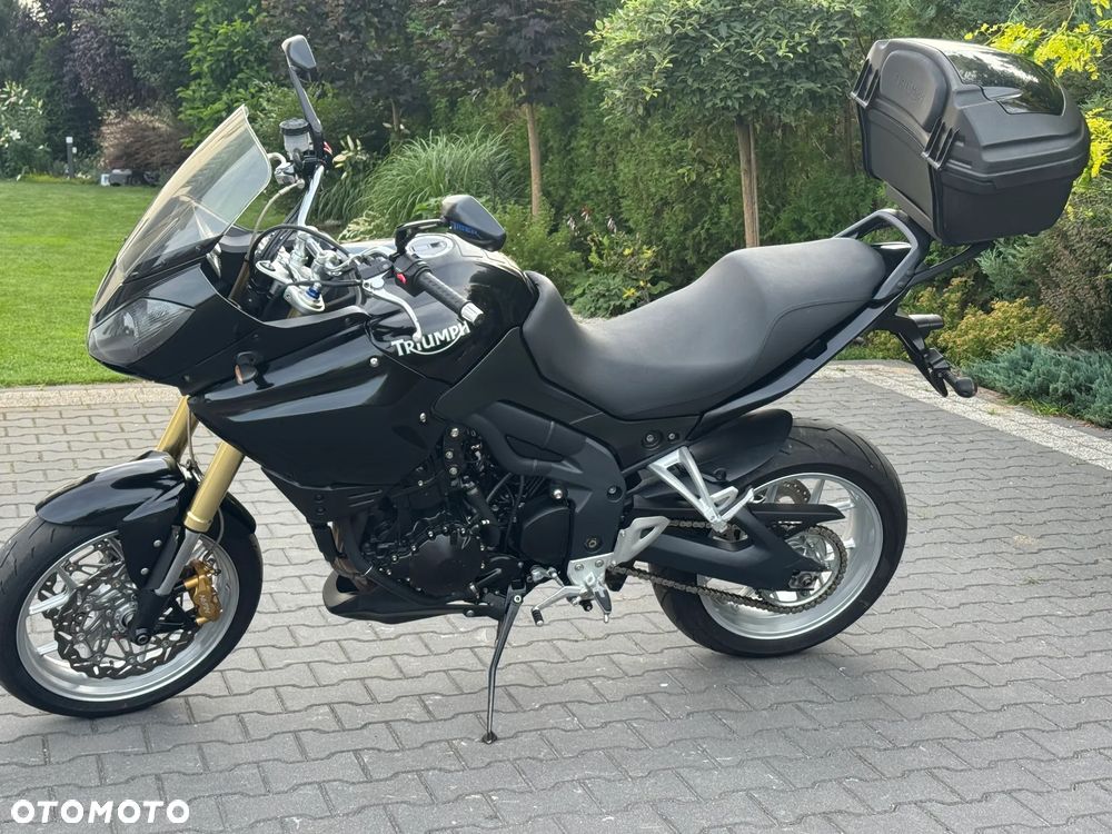 Triumph Tiger - 9