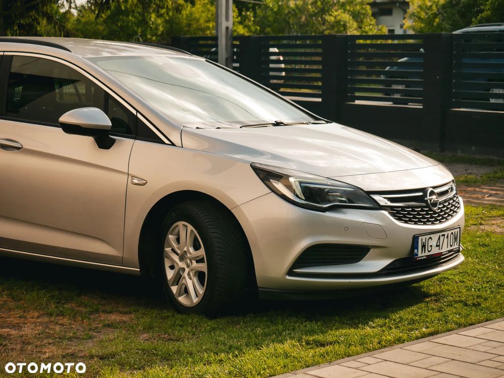 Opel Astra 1.6 CDTI Essentia - 5