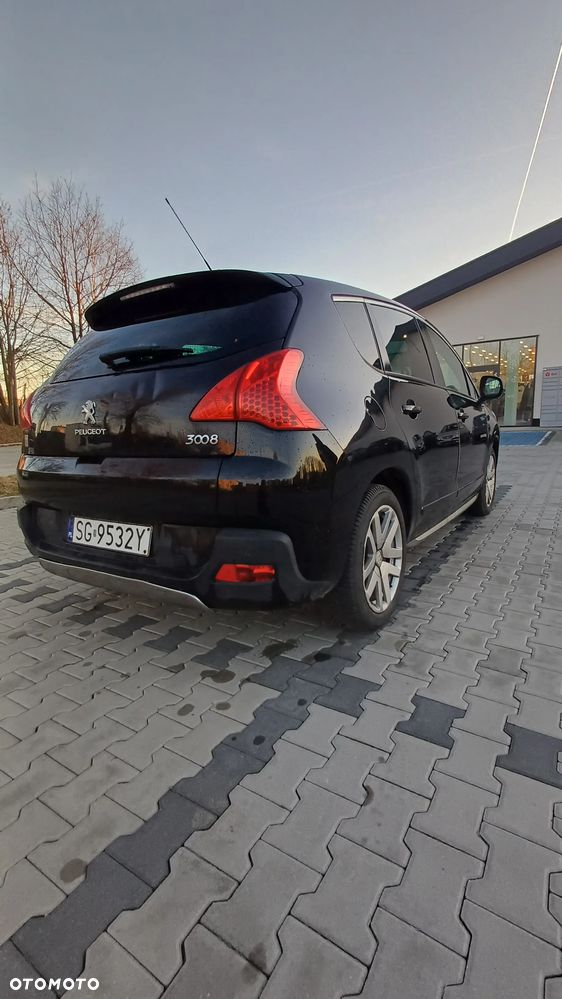 Peugeot 3008 2.0 HDi HYbrid4 - 26