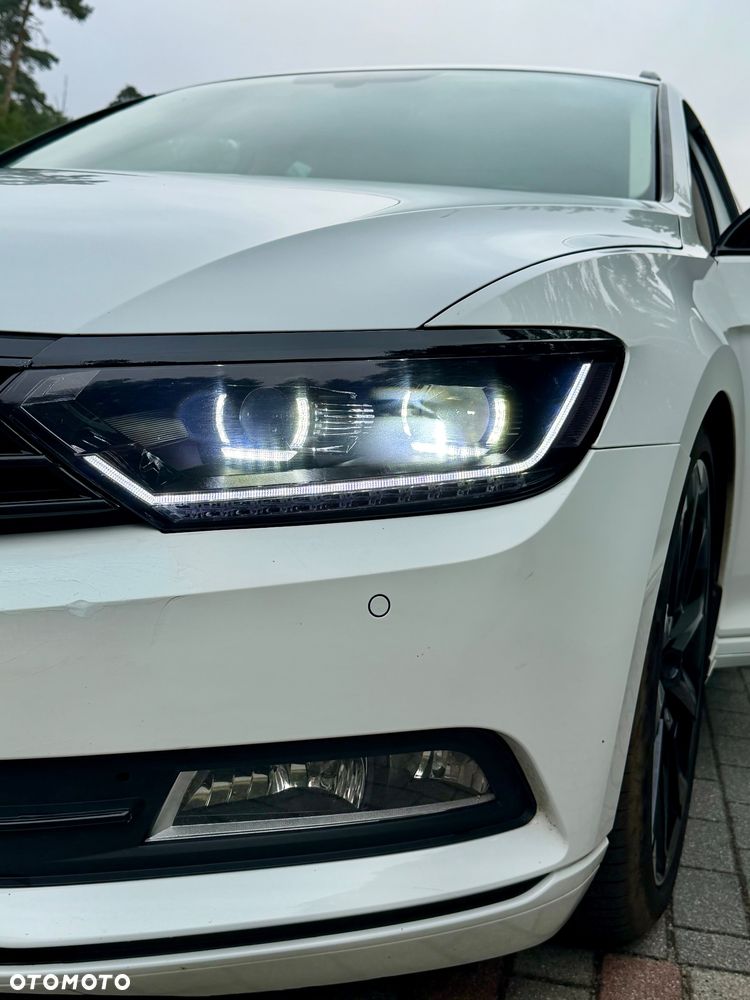 Volkswagen Passat - 19
