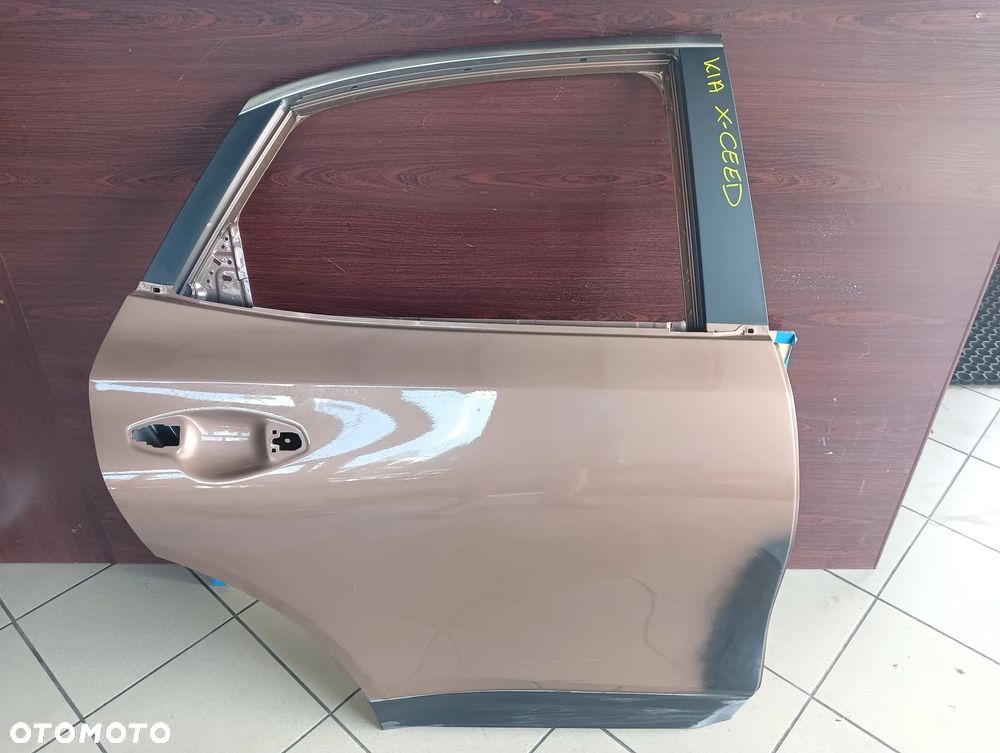 Kia X Ceed tylne prawe drzwi - 1