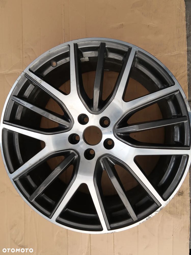 Z11 Felga Maserati Przód 9x21et40,5 670044700 - 1