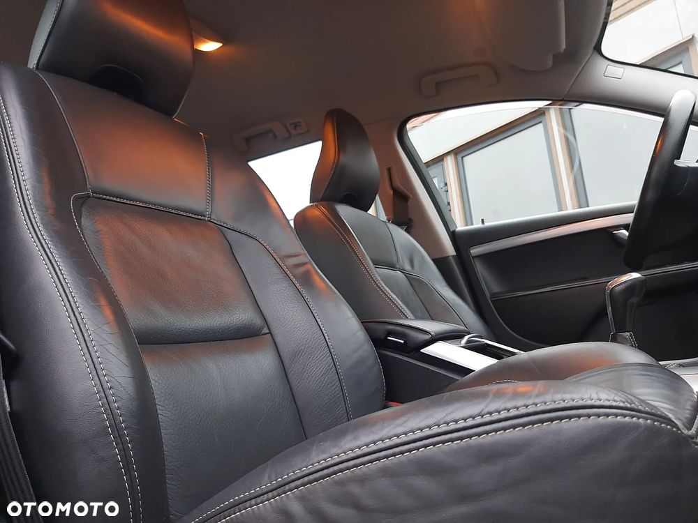 Volvo V70 D3 Summum - 22