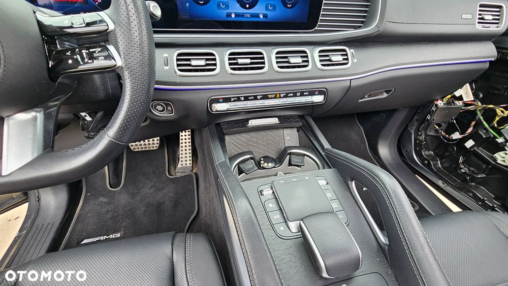 Mercedes-Benz GLE - 33