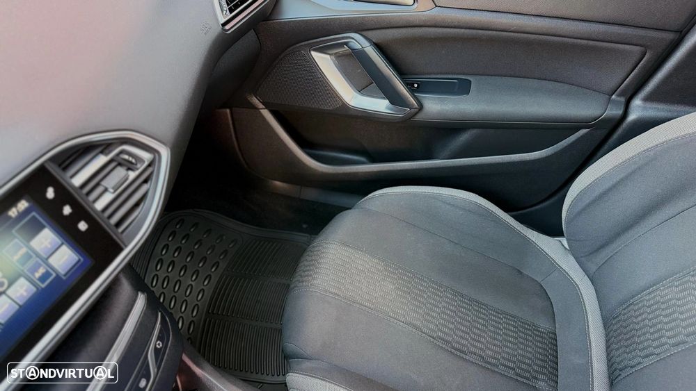 Peugeot 308 SW 1.6 BlueHDi Style J17 - 16