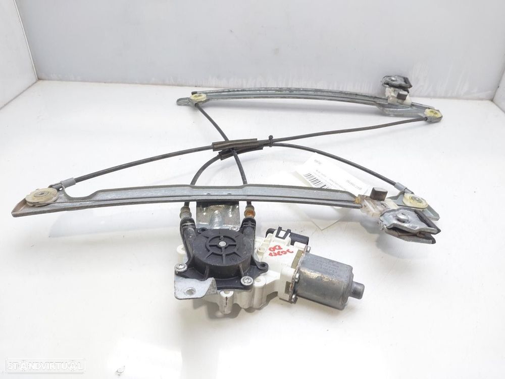 ELEVADOR DE VIDRO FRONTAL DIREITO SMART FORFOUR 2005 -4547200046 - 8