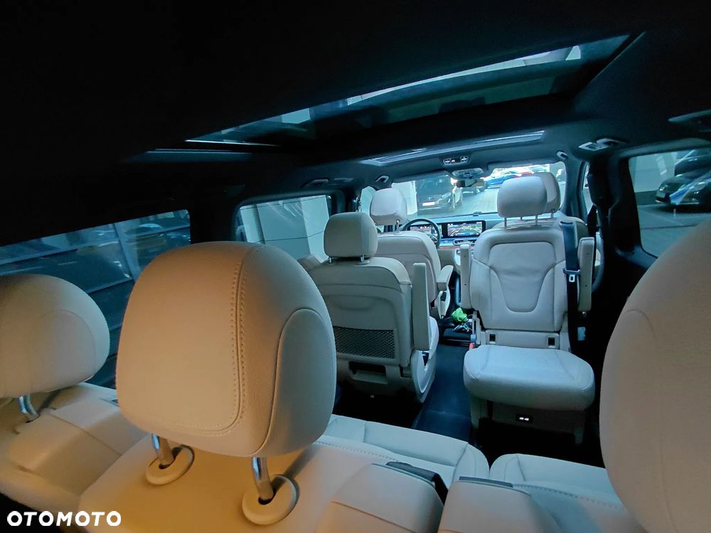 Mercedes-Benz Klasa V 250 d 4-Matic 9G-Tronic Exclusive (długi) - 29