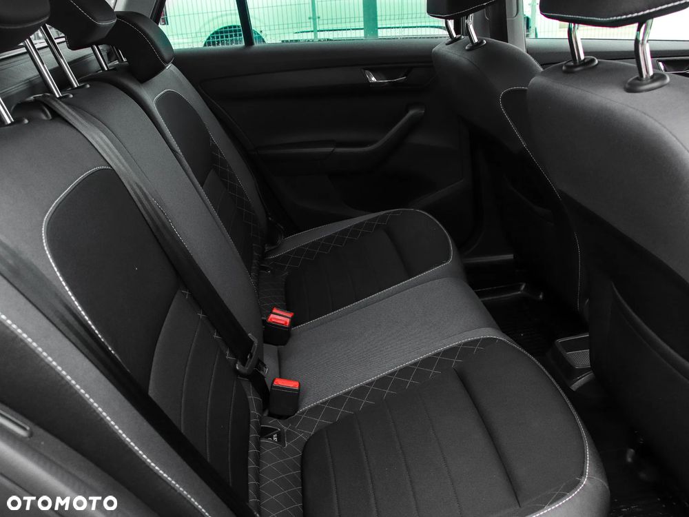 Skoda Fabia 1.0 TSI Ambition Plus - 12