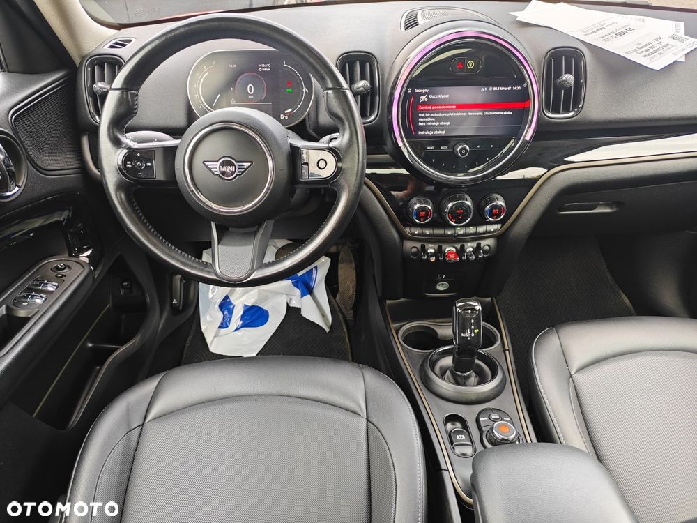 MINI Countryman Cooper All4 Essential Trim - 8