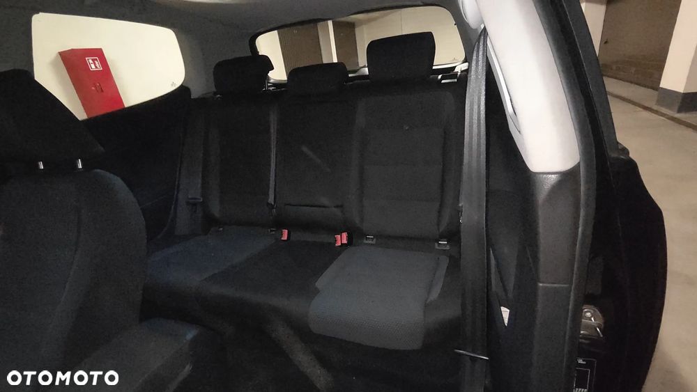 Volkswagen Golf - 15