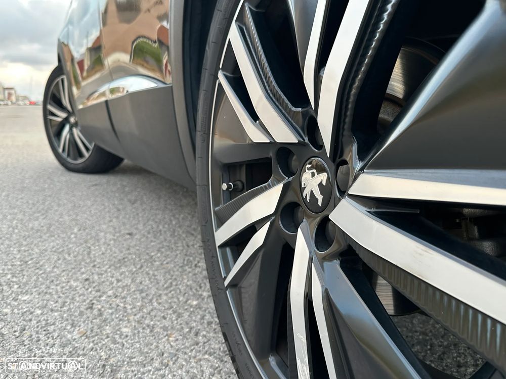 Peugeot 3008 1.6 Hybrid4 GT e-EAT8 - 12