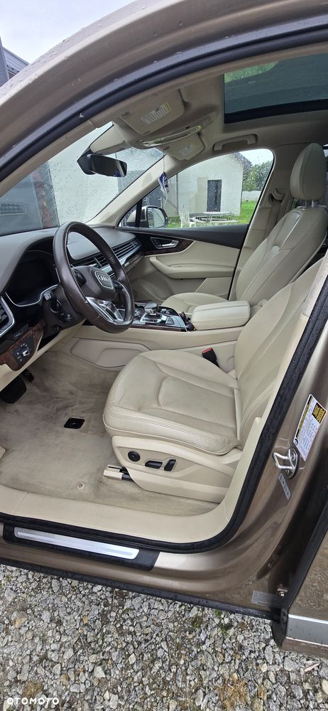 Audi Q7 - 13