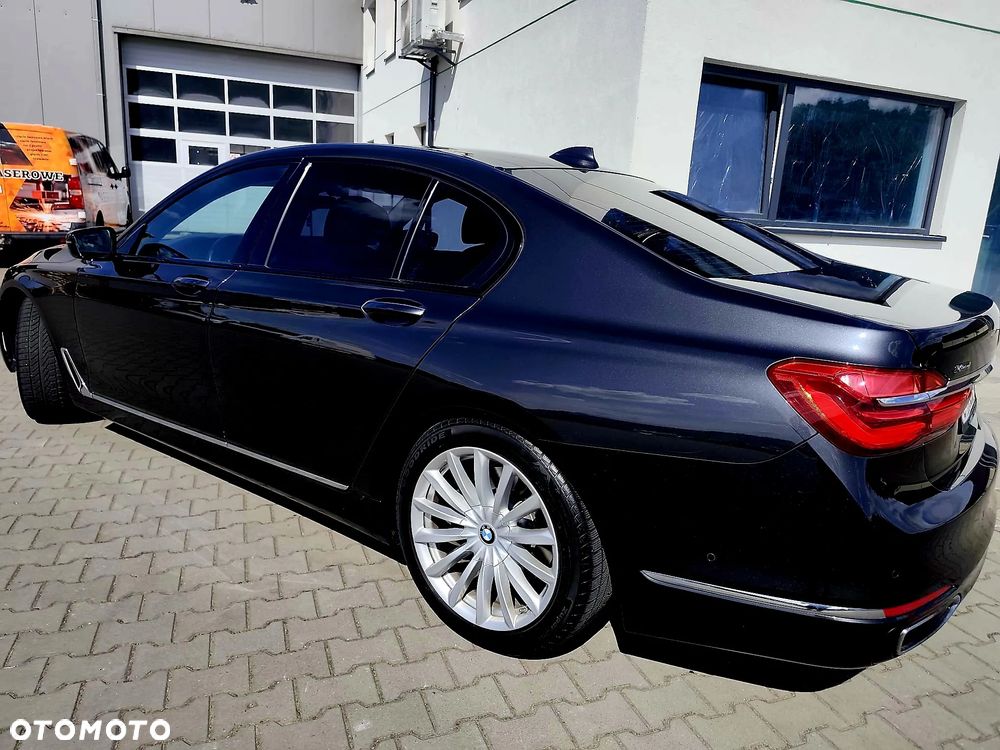 BMW Seria 7 740d xDrive - 6