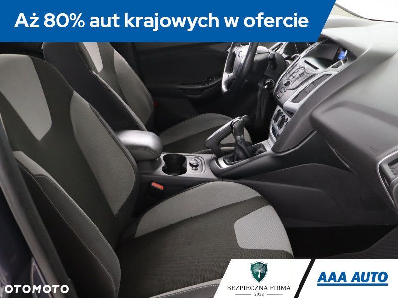 Ford Focus SW - 11
