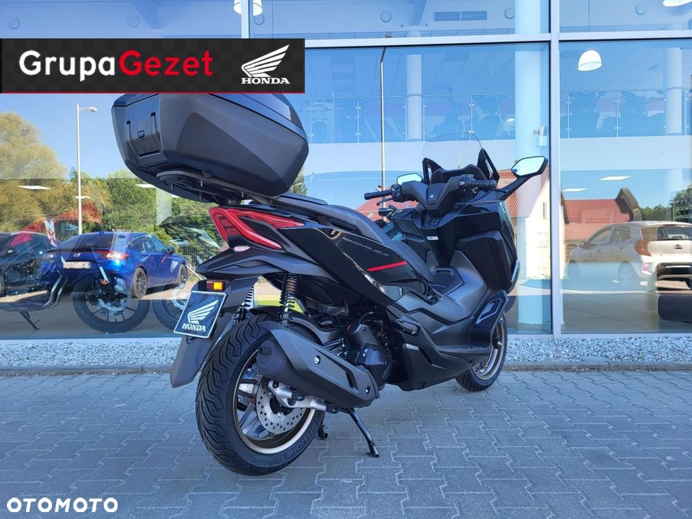 Honda NSS - 13