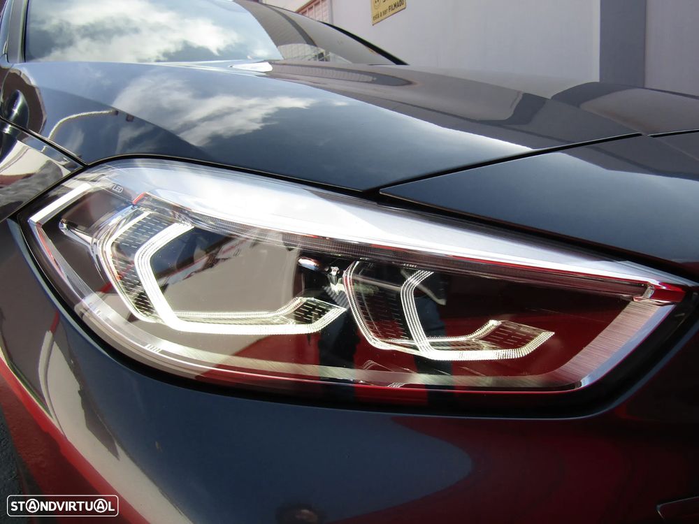 BMW 116 d Pack Desportivo M - 12