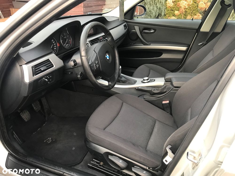 BMW Seria 3 320d - 7