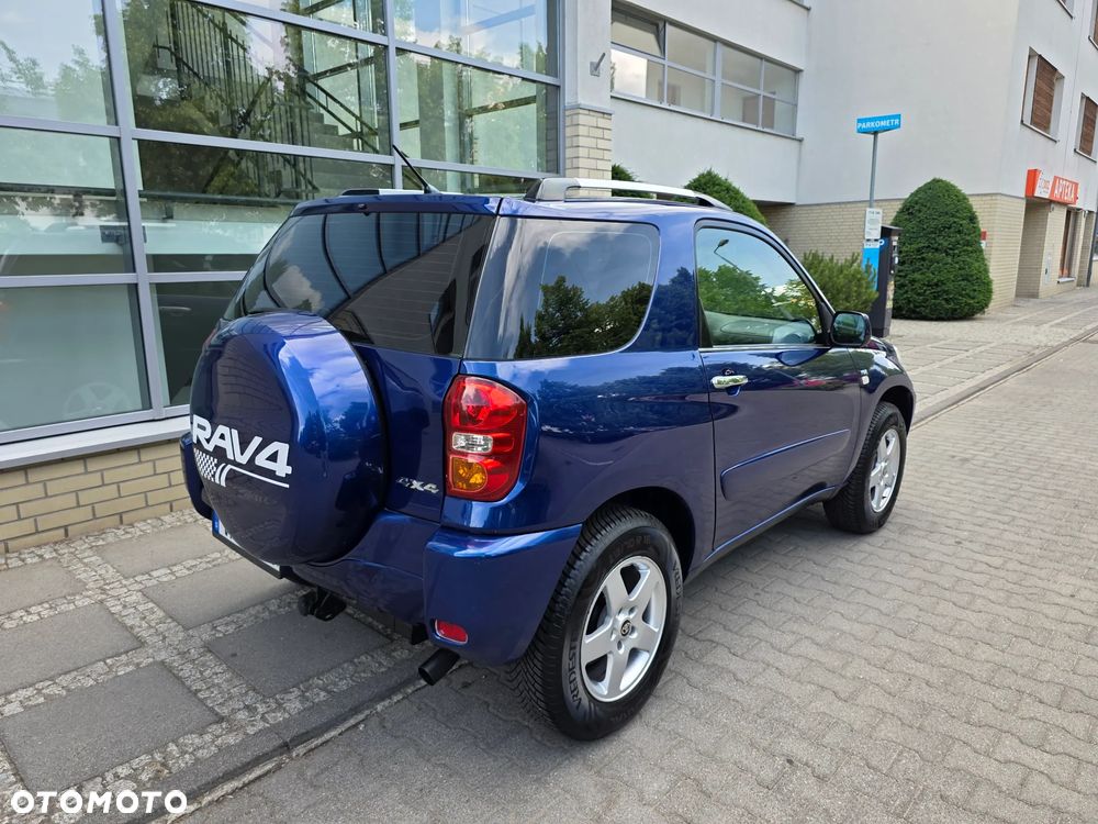 Toyota RAV4 - 6