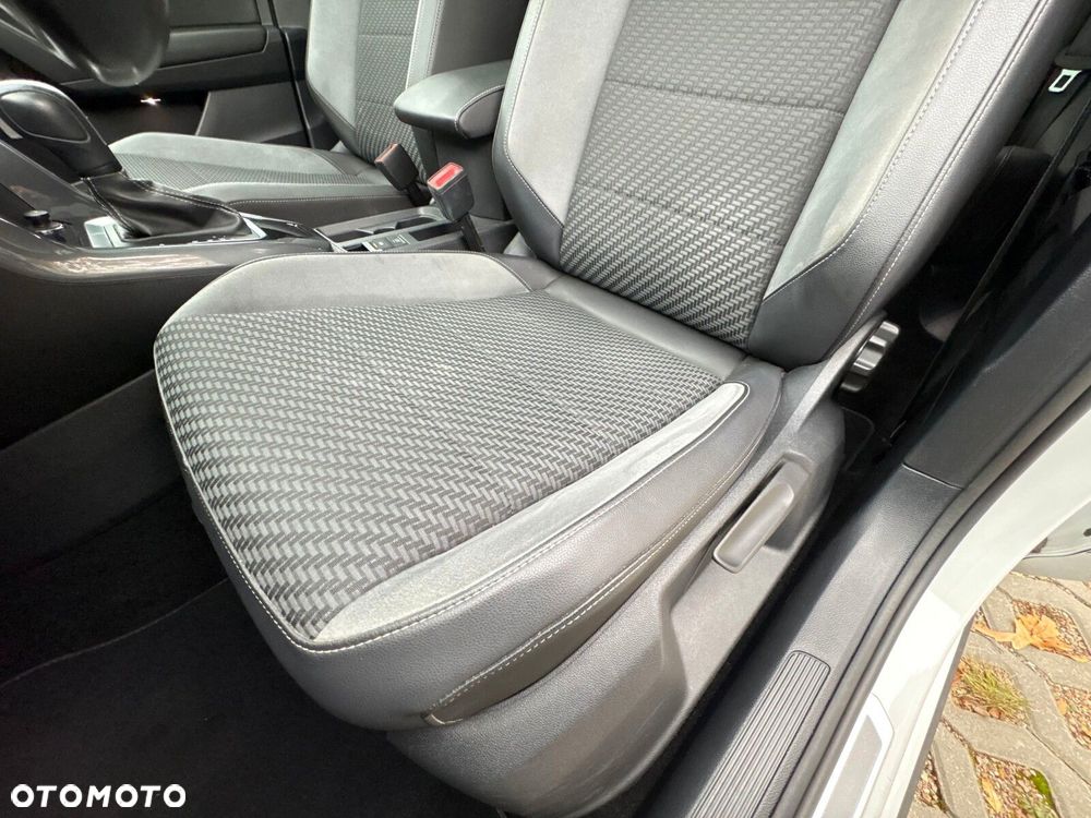 Volkswagen T-Roc 1.5 TSI GPF ACT Premium DSG - 14