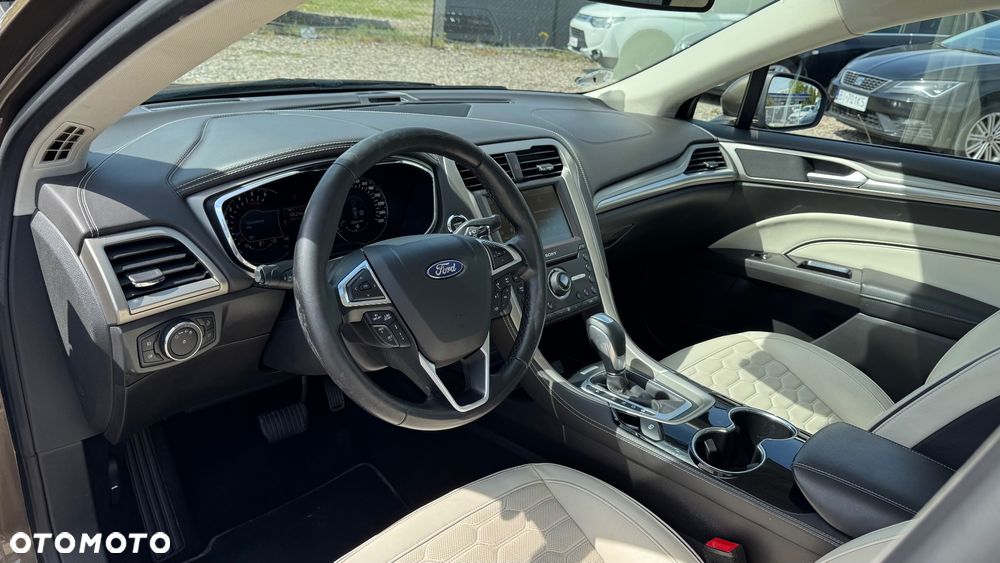 Ford Mondeo 2.0 TDCi Bi-Turbo STart-Stopp PowerShift-A Vignale - 31