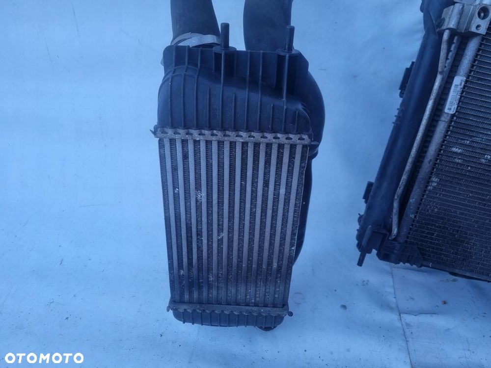 NISSAN JUKE I 1.6 DIG-T KOMPLET CHŁODNIC WENTYLATOR ZBIORNIK INTERCOOLER - 4