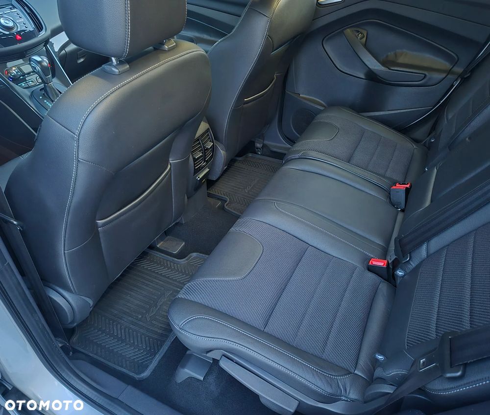 Ford Kuga 2.0 TDCi 4WD Titanium Plus - 12