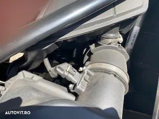 BMW Seria 5 520d AT - 34
