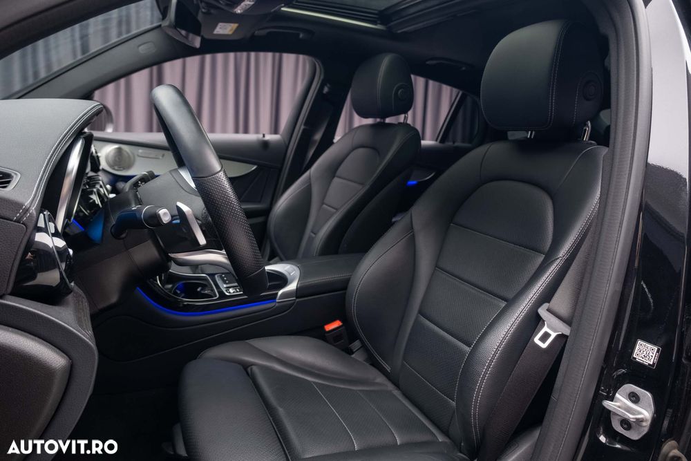 Mercedes-Benz GLC Coupe 300 4MATIC MHEV - 26