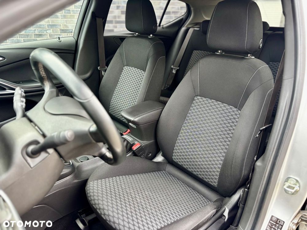 Opel Astra 1.4 T Enjoy - 13