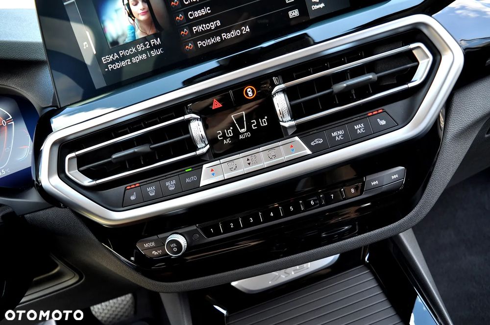 BMW X3 xDrive20i Luxury Line sport - 35